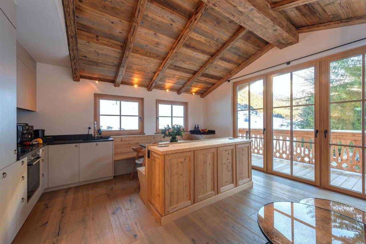 Ganze Wohnung, Three-Bedroom Apartment in Lechtaler Alpen, Sankt Anton am Arlberg