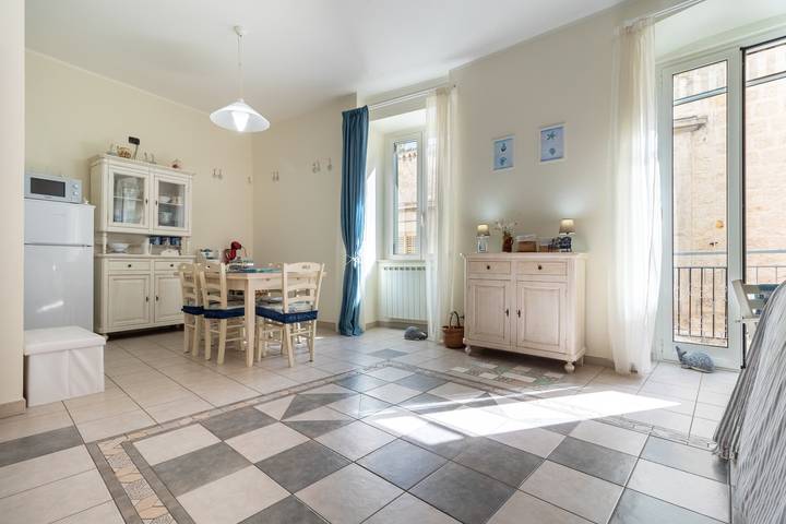 Ganze Wohnung, Ferienwohnung 'Acquamarina' mit Meerblick, Balkonen und Wlan in Giovinazzo, Bari Provinz