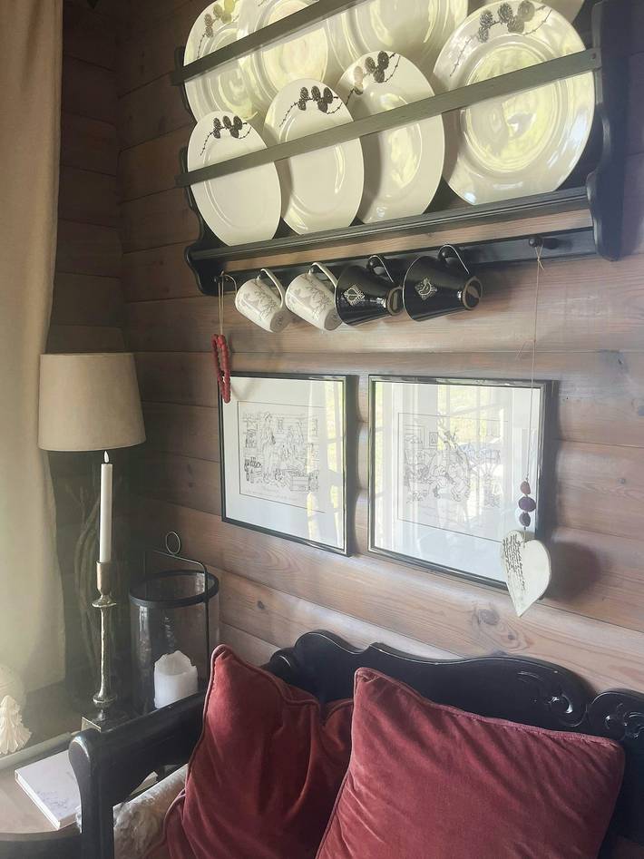 Berghütte am Bach mit Holzofen und Skipisten in Hol