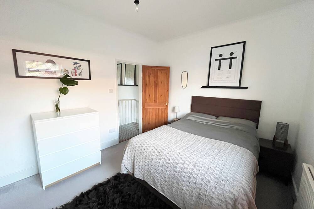 Inviting Home | Brilliant Location | Free Wi-Fi in Northampton, Northamptonshire