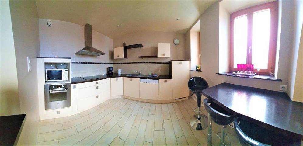 Apartamento de vacaciones para 8 personas, con jacuzzi y jardín - 1