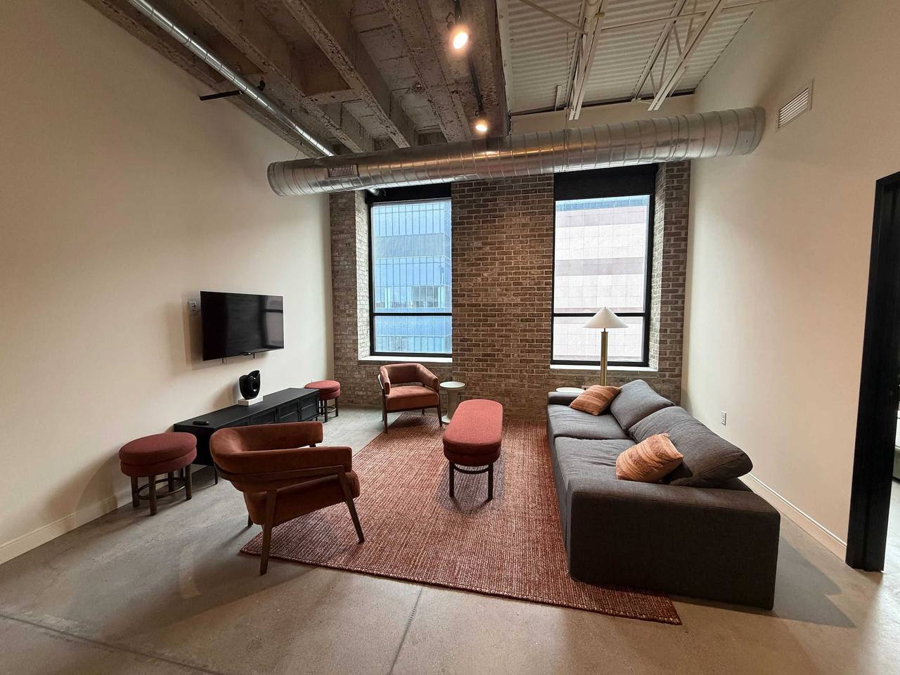 Ganze Wohnung, Roami at Century Plaza Convention Center 3Br in Minneapolis, Twin Cities