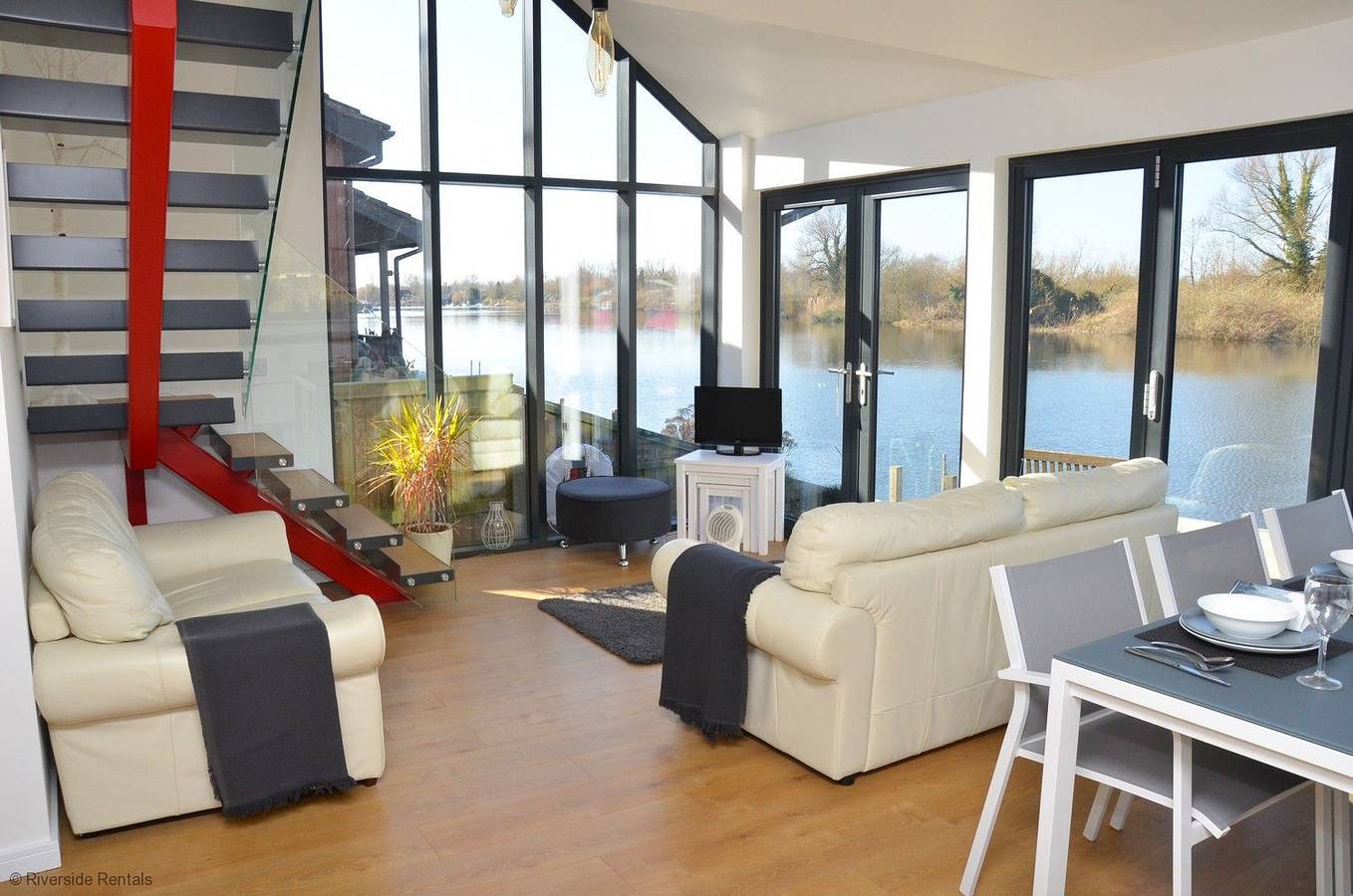 Riverside Lodge in Norwich, The Broads