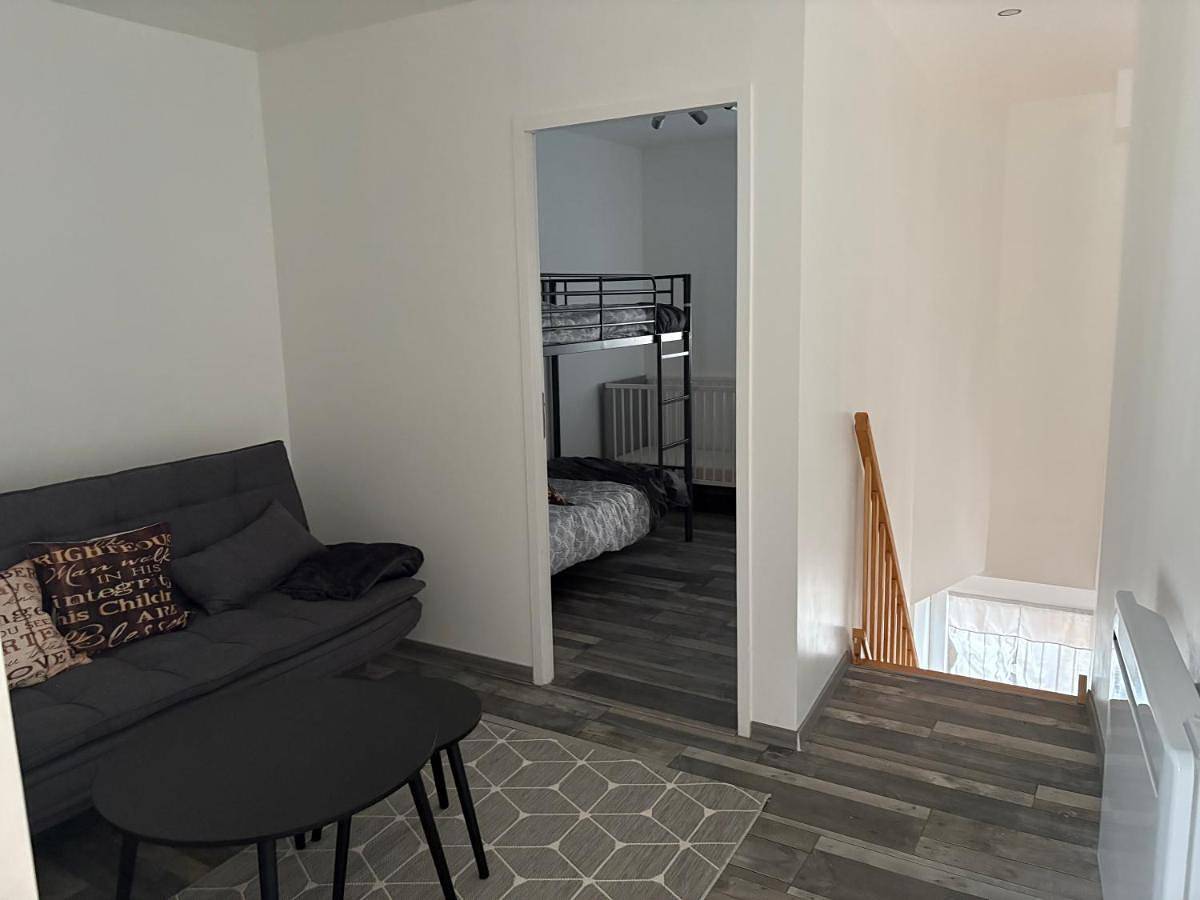 Appartement entier, Three-Bedroom Apartment in Corre, Haute-Saône