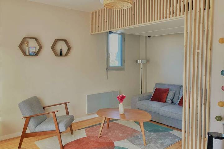 Vacation rental for 2 people, with balcony and hot tub in Deauville