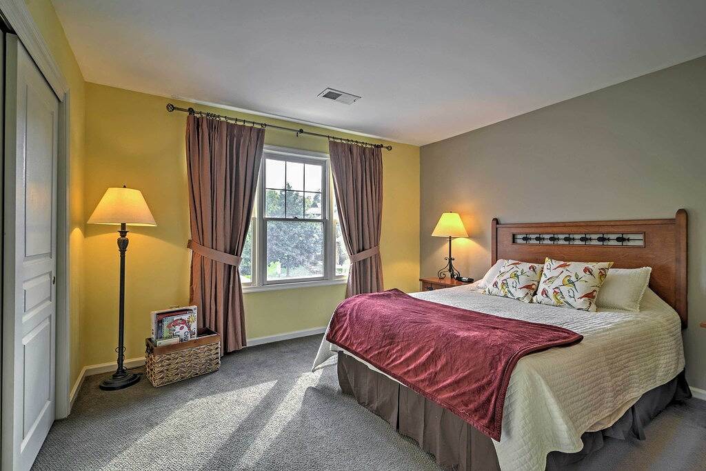 Ganze Wohnung, Komfortables Zuhause in der Nähe von Mountain Creek & Golf! in Mountain Creek