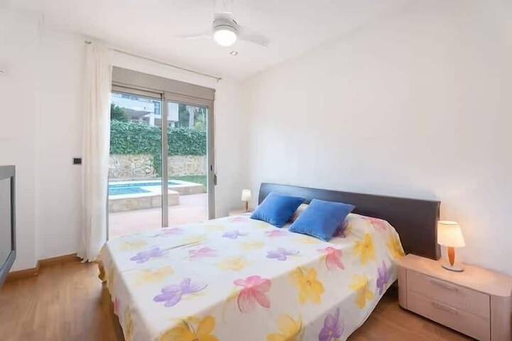 Location de vacances pour 6 personnes, avec jardin et terrasse à Chiva - 2