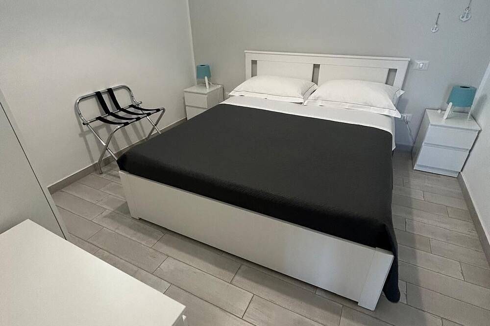 Vacation home Sea view with veranda Soleemare Barletta Apartments 4 in Barletta, Via Francigena