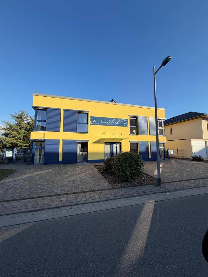 Ferienwohnung für 4 Personen, mit Ausblick und Sauna sowie Garten in Großkoschen