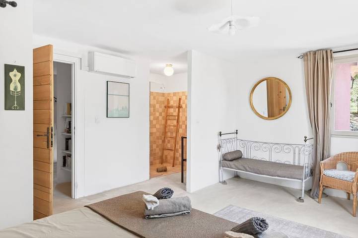 Location de vacances pour 12 personnes, avec Balcon et Jardin à Joucas - 3