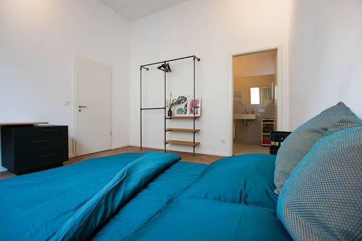 Apartamento entero, 15 minutes to the old town - apartment in former industrial building in Núremberg, Frankenalb