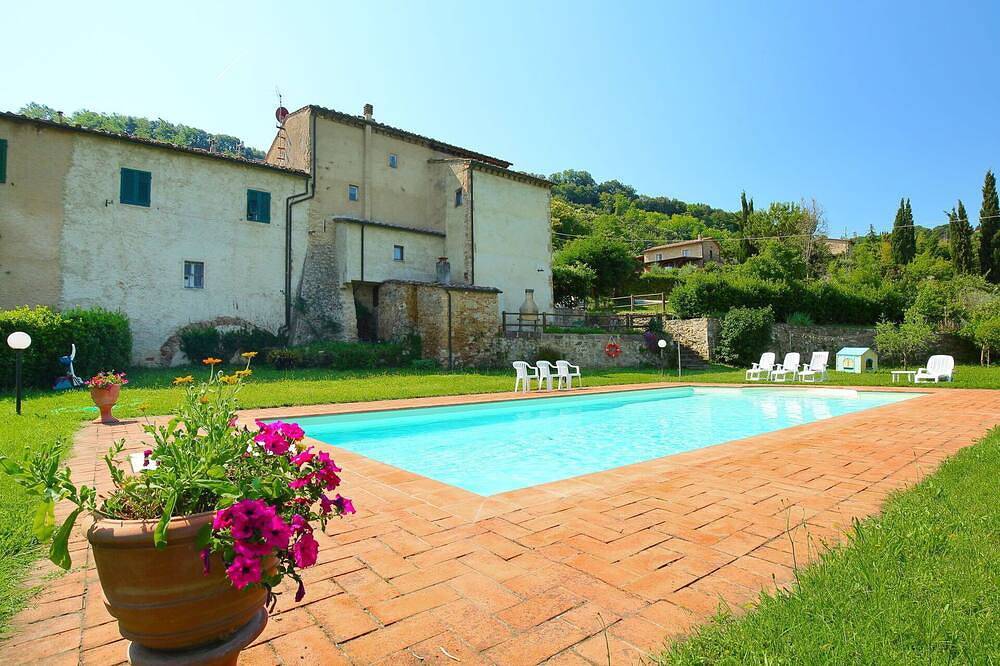 Casa vacanza a Volterra a partire da 181€ a notte