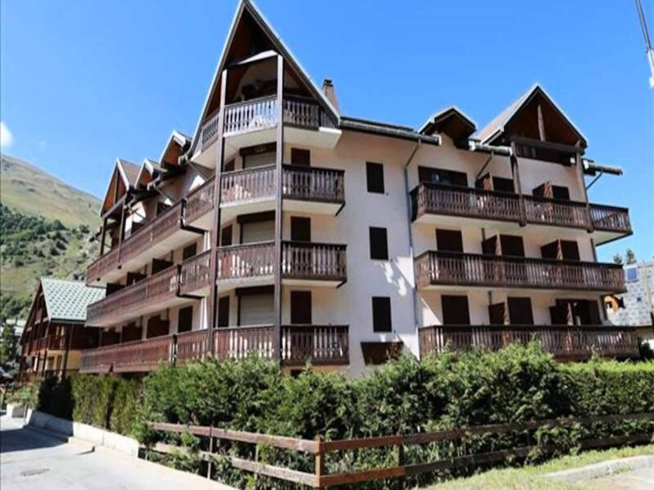 Appartement entier, Studio cabine 4 personnes 3* exposã© Sud-Est in Valloire, Région de Saint-Jean-de-Maurienne