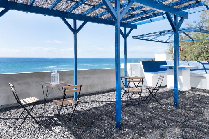 Apartamento entero, Apartamento 'La Bayana - 2' con vistas al mar, piscina compartida y Wi-Fi in Puerto Naos, Los Llanos de Aridane
