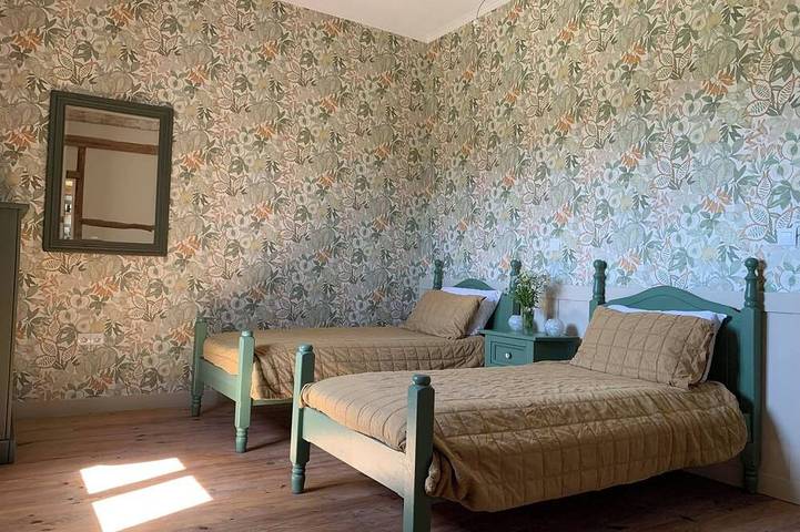 Location de vacances pour 5 personnes, avec jardin, animaux acceptés à La Roche-l'Abeille - 4