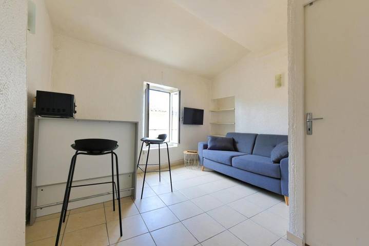 Gîte pour 2 personnes à La Fare-les-Oliviers - 2