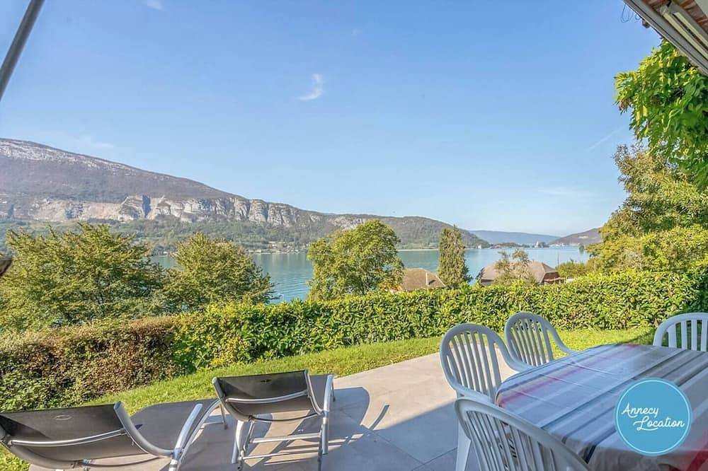 Entire apartment, T3 Apartment – Résidence Bellevue in Talloires-Montmin, Bauges