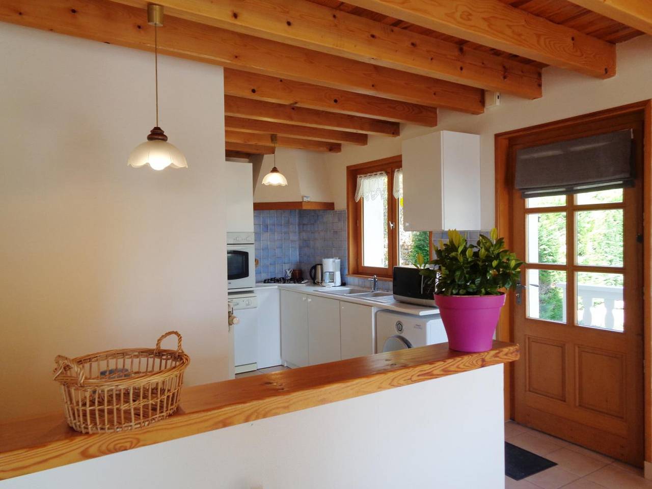Gîte traditionnel avec terrasse et animaux acceptés in La Tuilière, Région de Roanne