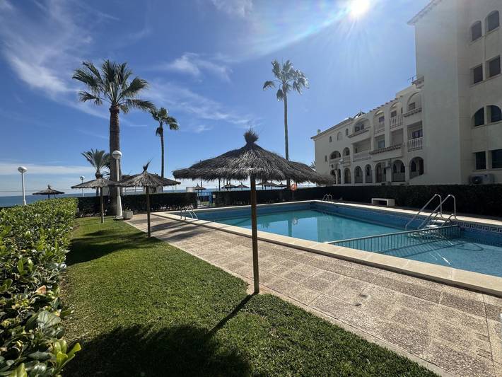 Location de vacances pour 4 personnes, avec Vue sur l’océan ainsi que Terrasse et Piscine à San Juan Playa