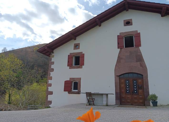 Gîte pour 8 personnes, avec jardin et terrasse