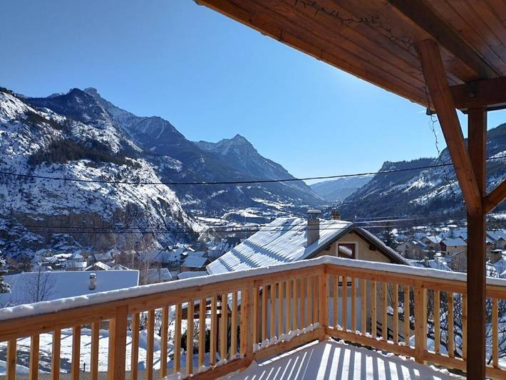 Gîte pour 4 personnes, avec Terrasse et Jardin à Saint-Martin-de-Queyrières
