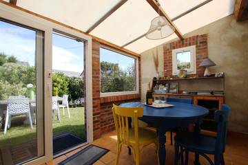 Gîte pour 4 personnes, avec jardin à Saint-Marcouf