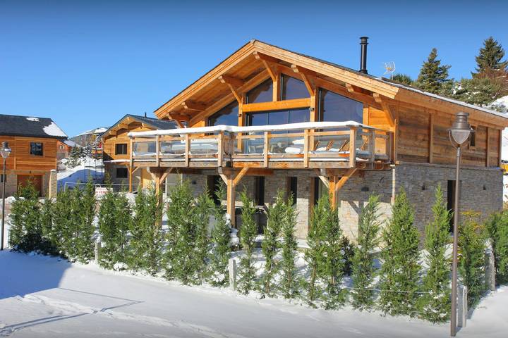 Ferienhaus für 10 Personen, mit Whirlpool und Garten in Languedoc-Roussillon