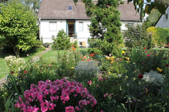 Ferienwohnung für 2 Personen, mit Garten und Pool sowie Terrasse - 1