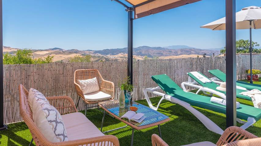 Chalet para 6 personas, con piscina y balcón/terraza, Se admiten mascotas en Antequera - 3