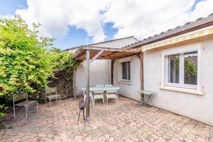 Gîte pour 4 personnes, avec Terrasse et Jardin à Gaillac