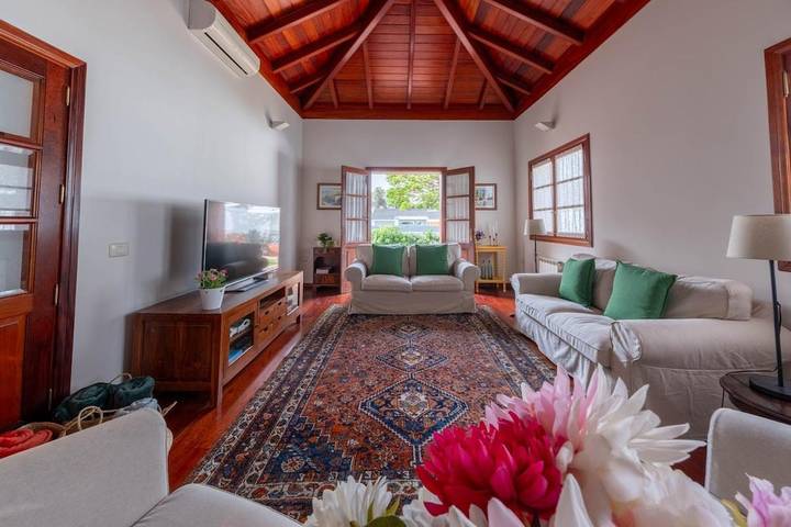 Casa rural para 10 personas, con piscina además de vistas y jardín - 1
