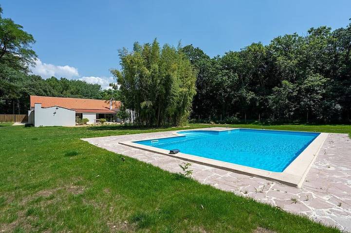 Villa pour 8 personnes, avec jardin et terrasse aux Les Sables-d'Olonne