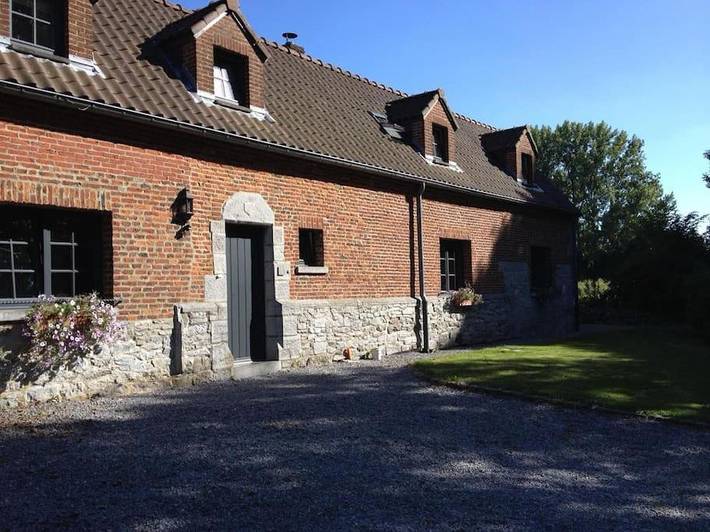 Location de vacances pour 7 personnes, avec jardin et jacuzzi dans Feluy - 4