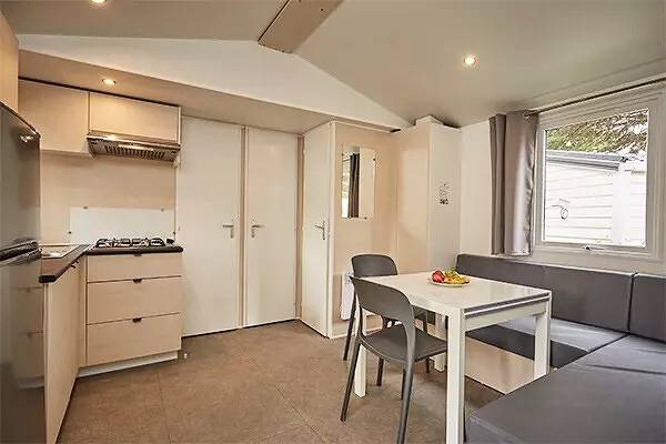 Mobilheim | Comfort | 3 Zi. | 6 pers. | Ãœberdachte Terrasse | A/C | Tv in Ouistreham, Caen und Umgebung