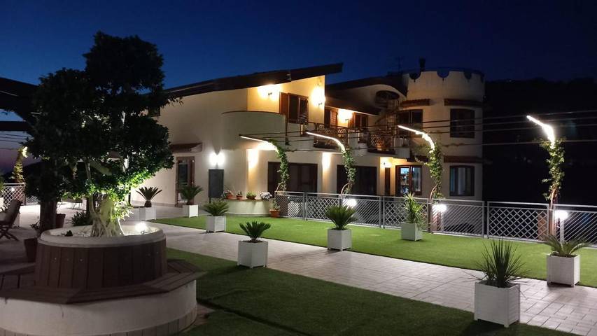 Appartamento per 4 persone, con giardino e panorama, con animali domestici a Pimonte