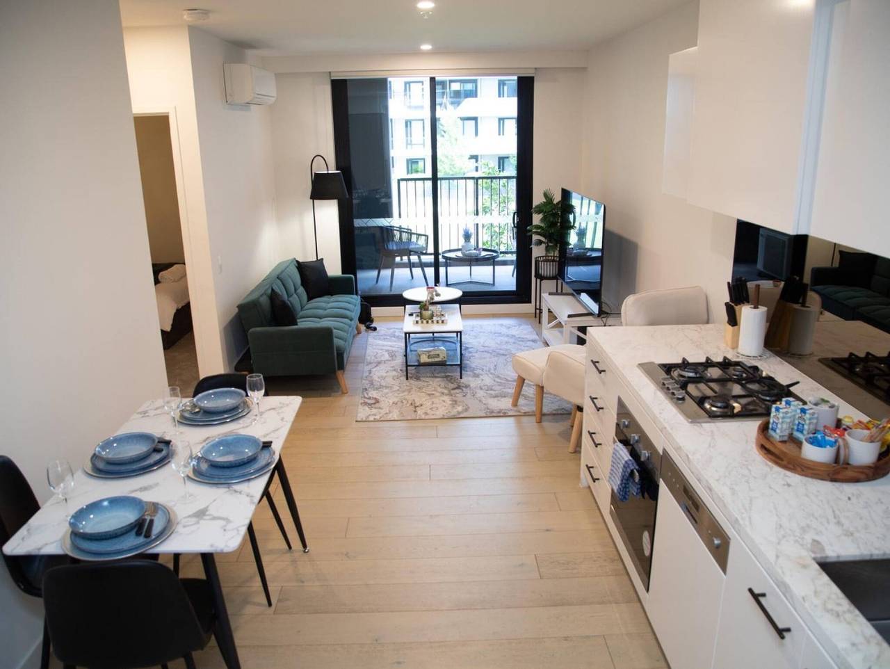 Apartamento entero, Clayton Luxe Retreat - Elegante apartamento de 2 habitaciones con balcón in Monash City, Melbourne