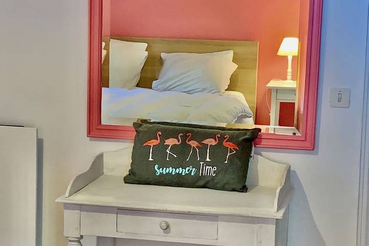 Location de vacances pour 6 personnes, avec terrasse et jacuzzi ainsi que piscine et jardin à Biguglia - 3