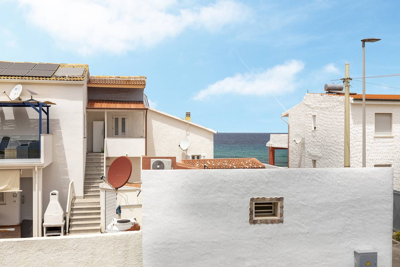 Ganze Wohnung, Ferienwohnung 'Brezza Marina 1' mit Balkon in Lu Bagnu, Castelsardo