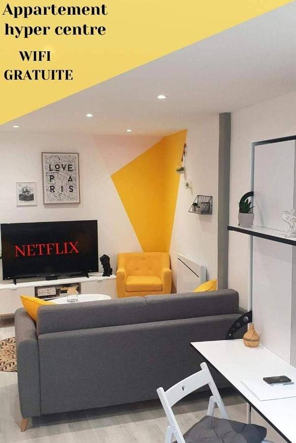 Appartement entier, Studio Apartment in Étampes, Essonne