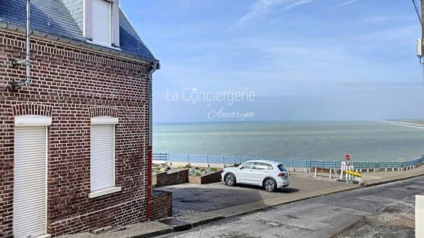 Location de vacances pour 8 personnes, avec jardin à Ault
