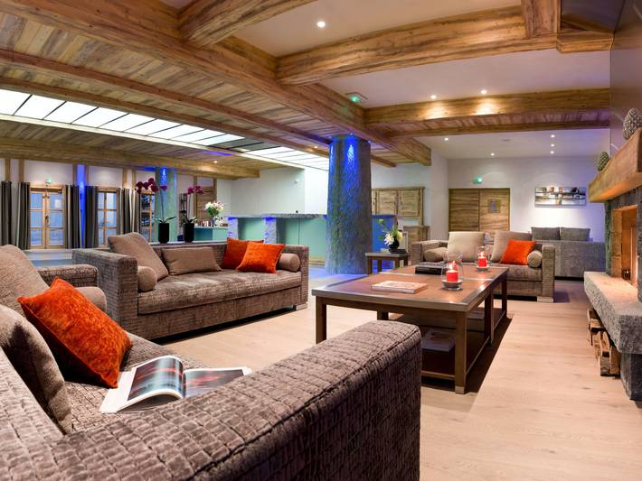 Chalet pour 4 personnes, avec sauna ainsi que balcon et bassin pour enfant, animaux acceptés dans Val-Cenis