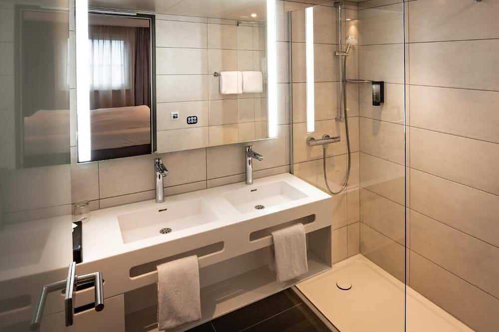 2 Inviting Pet-Friendly Rooms Close To City Center - Explore Stuttgart with Ease in Korntal-Münchingen, Landkreis Ludwigsburg