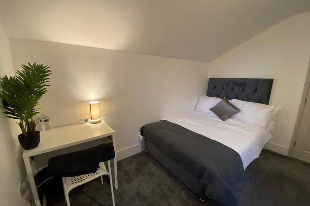 Beautiful, 5bed Family sized whole house whole house,<1mile from city centre in Colchester, Essex