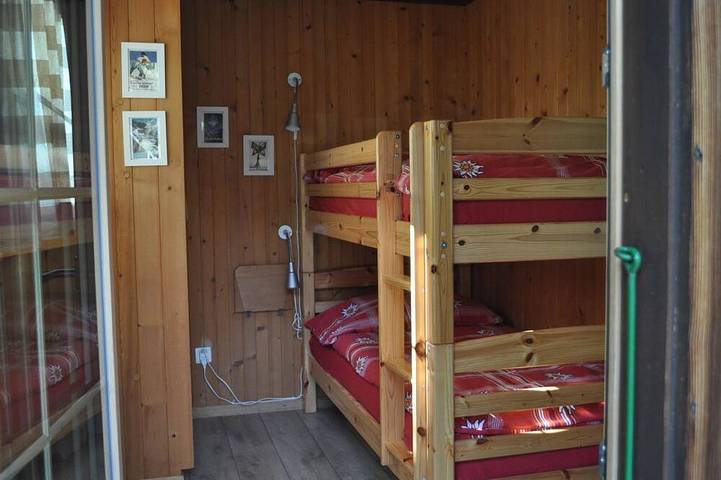 Appartement entier, Andrea Appartement/Fewo, Dusche oder Bad, Wc, 3 Schlafräume 4-Zimmerhaus in Lenk im Simmental, Lenk