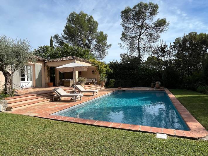 Villa pour 8 personnes, avec Jardin à Mouans-Sartoux