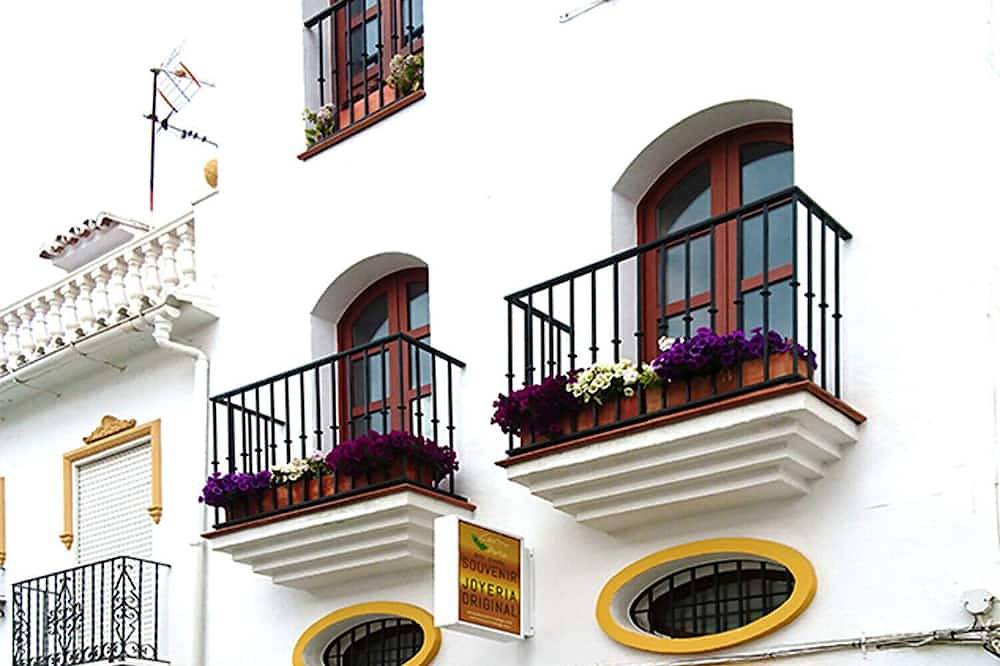 Apartamento entero, Estudio romántico o senderismo in Yunquera, Sierra de las Nieves