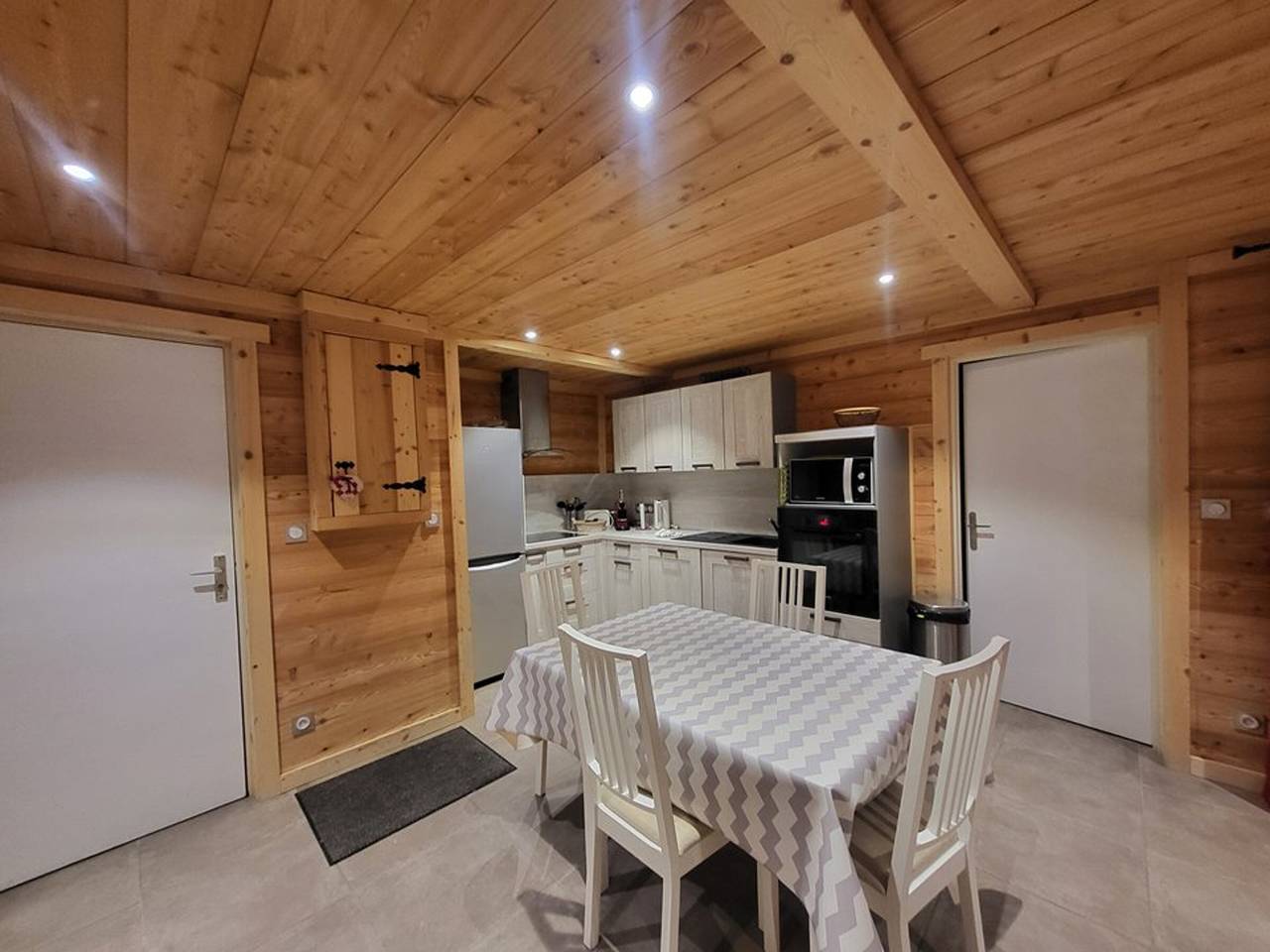 Ganze Wohnung, Ruhige Wohnung mit Bergblick in Montgenèvre, Briançon und Umgebung