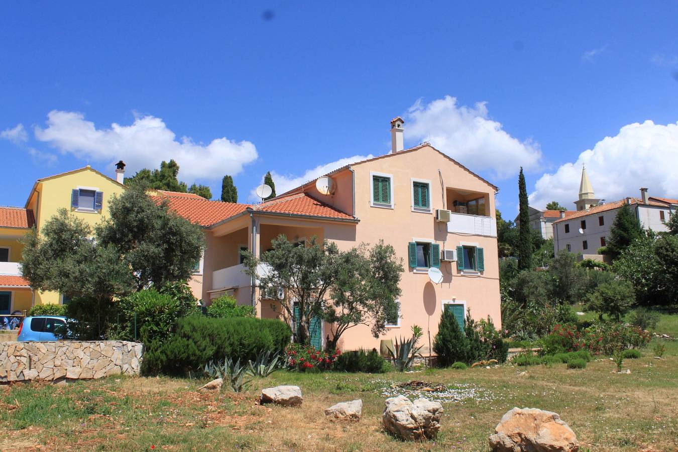 Ganze Wohnung, 1-Zimmer-Ferienwohnung mit Terrasse und Meerblick Sveti Jakov, Losinj A-8011-a in Cunski, Kvarner Inseln