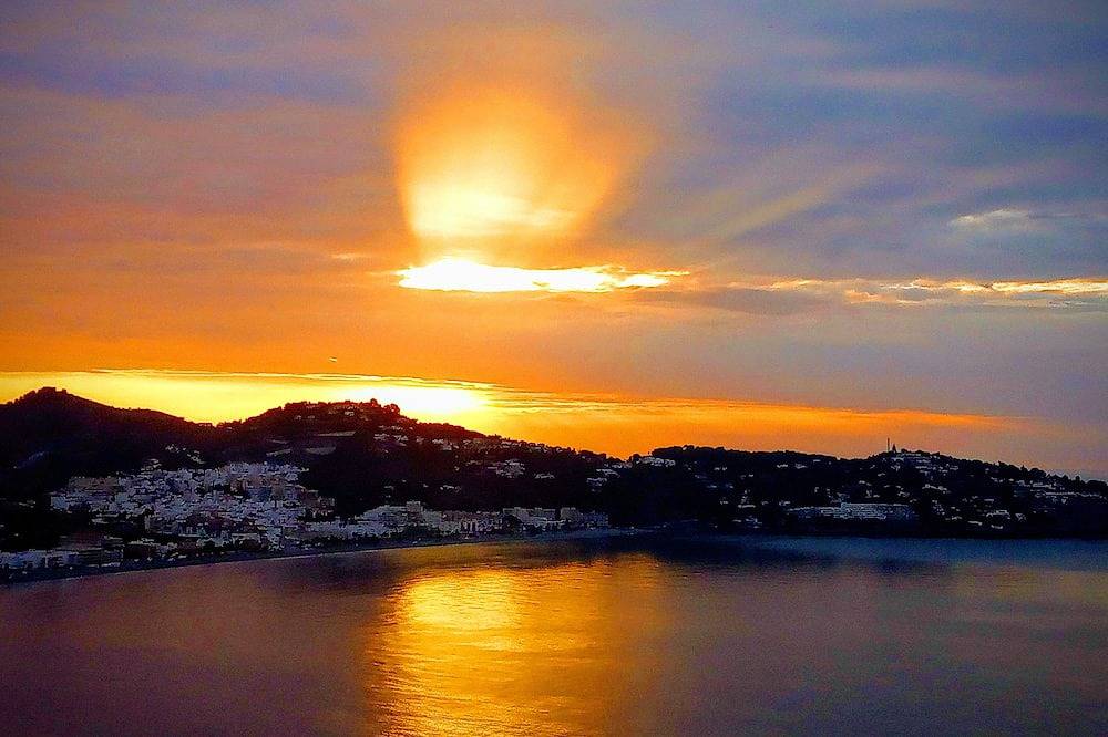 Villa pour 6 Personnes dans Carmenes del Mar, Almuñecar