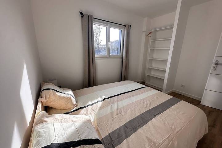 Gîte pour 4 personnes, avec jardin à Saint-Michel-l'Observatoire - 2